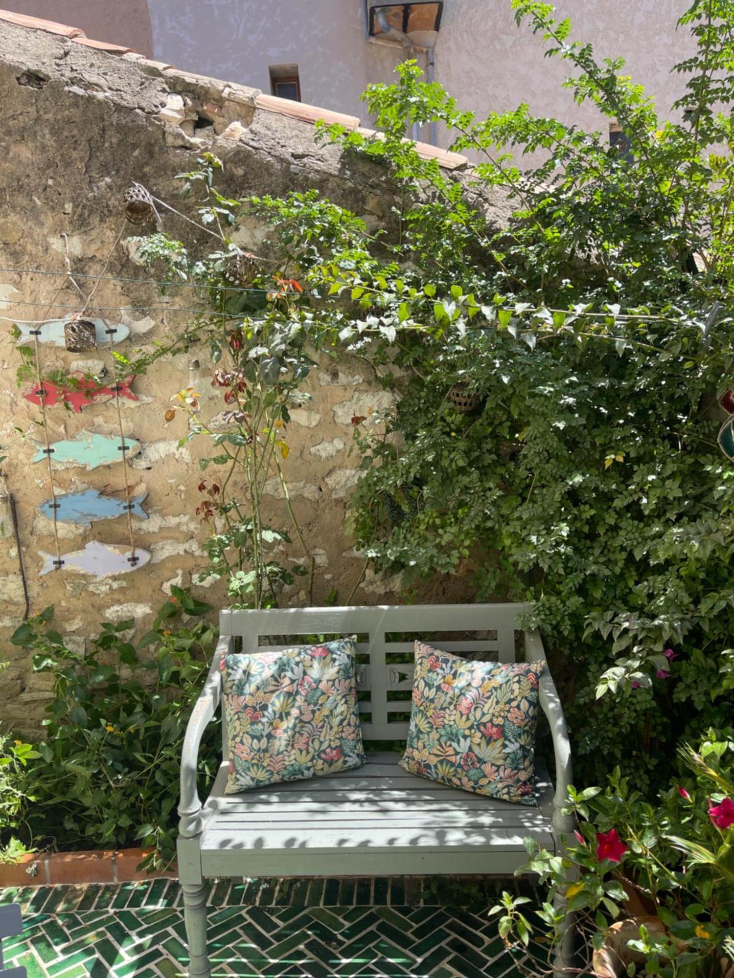 Petit Patio - 2 Chambres - Centre Ville - Climatisation Cassis Exteriér fotografie